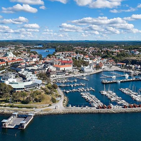 Trevlig Laegenhet Naera Stroemstad Centrum Zewnętrze zdjęcie
